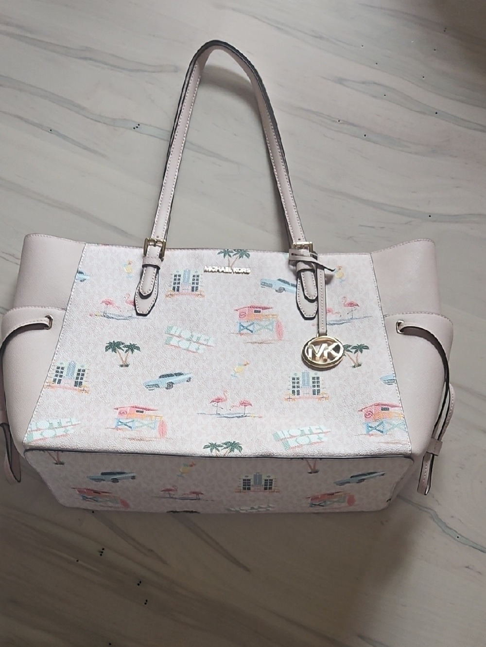 Nwt Michael Kors Gilly Hotel  Col.Light Pink Beach-Print Tote with Gold MK Charm